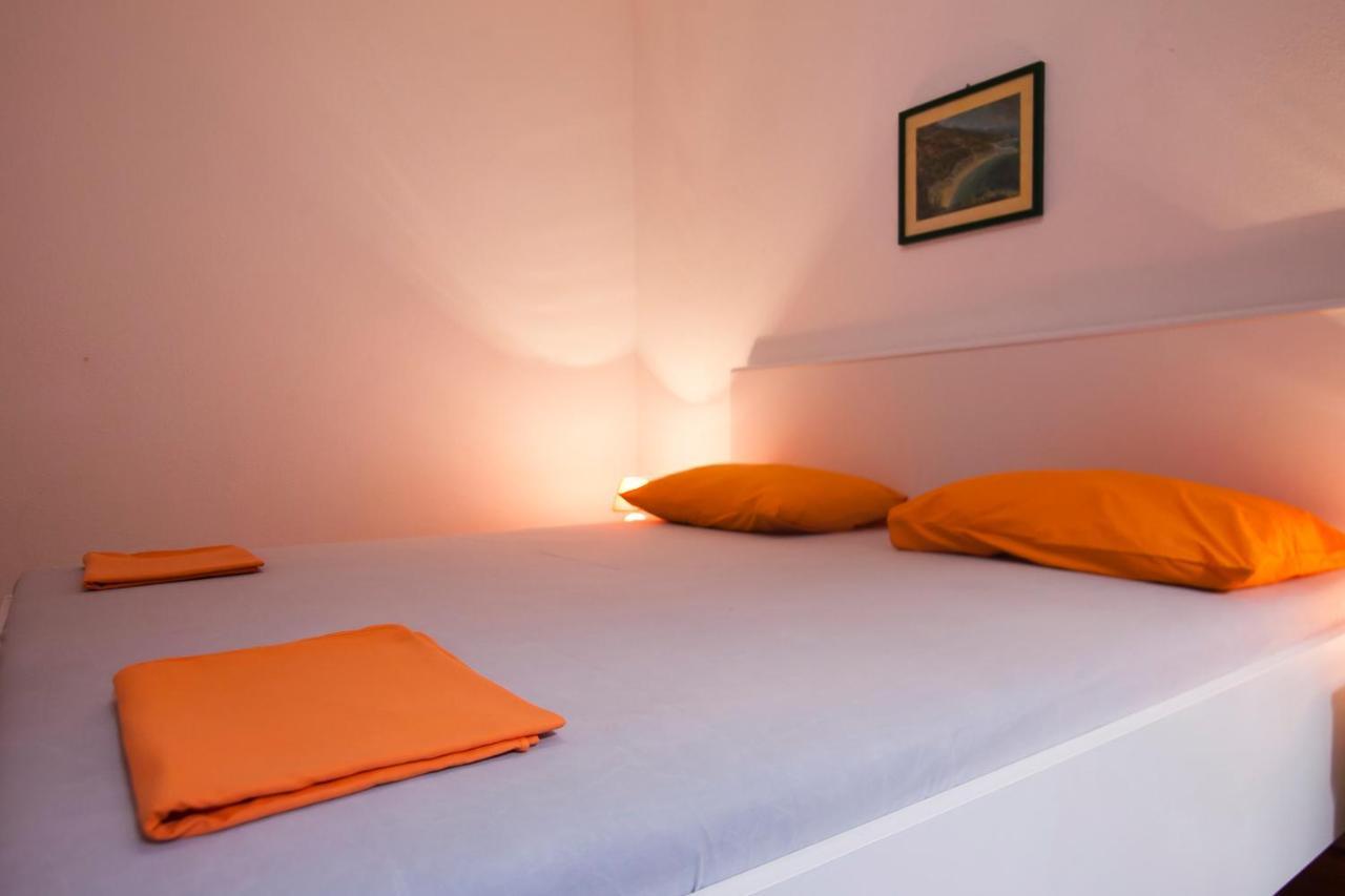 Apartments Radic Bol Extérieur photo
