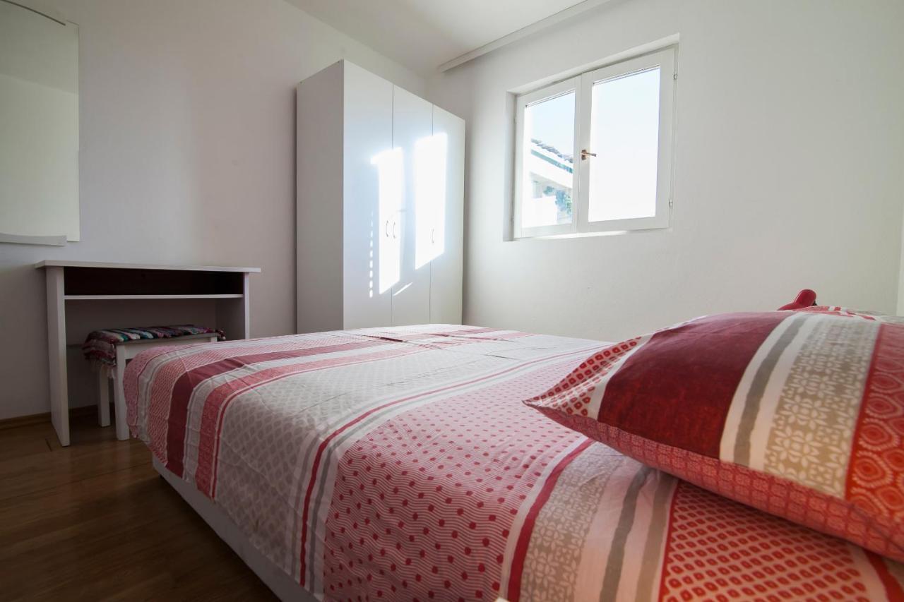 Apartments Radic Bol Extérieur photo