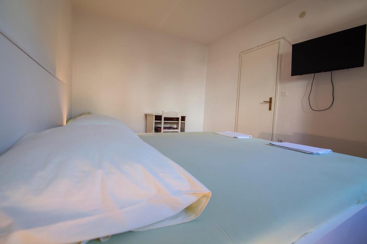 Apartments Radic Bol Extérieur photo