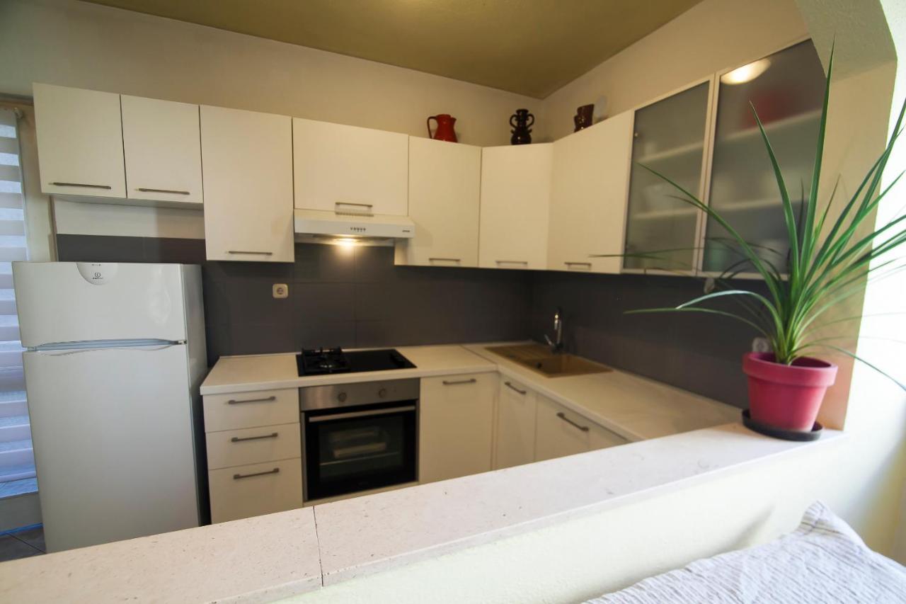 Apartments Radic Bol Extérieur photo